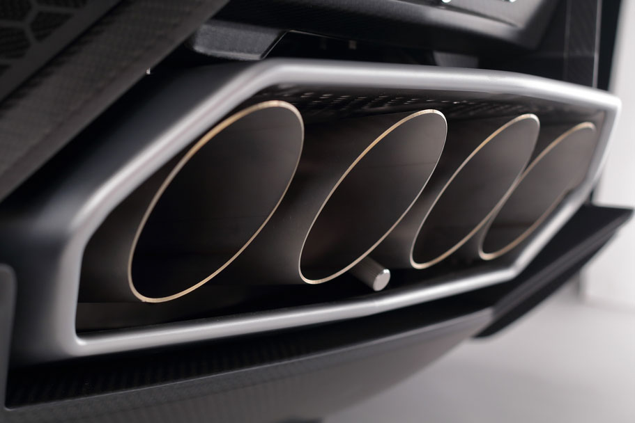 ESAVOX impianto stereo Bluetooth® di design Lamborghini™