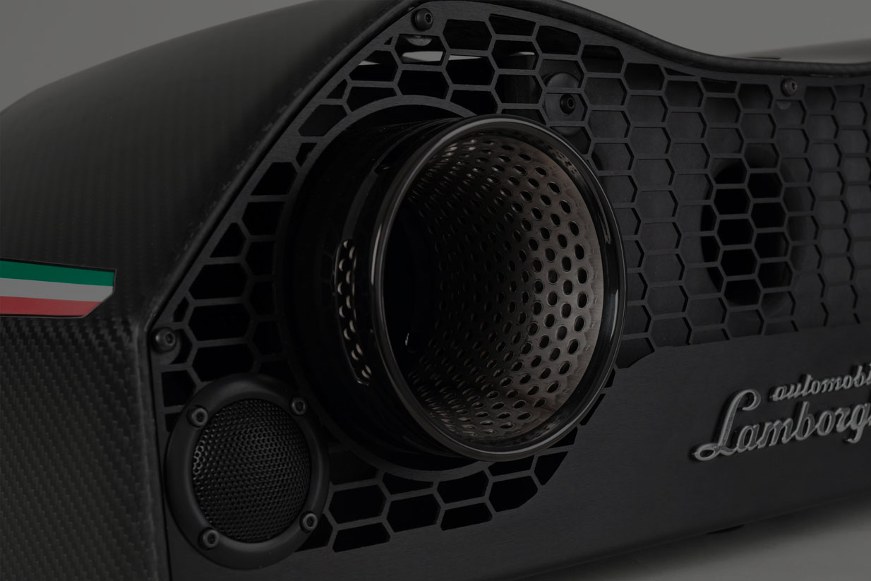 iXOOST AVALÁN Automobili Lamborghini™ - impianti stereo di design originale