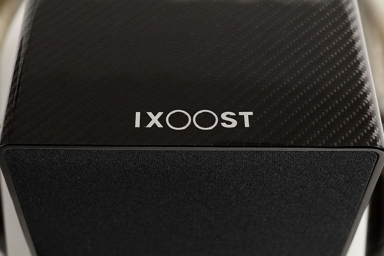 iXOOST KUBO Carbon coppia di scarichi con altoparlante Bluetooth