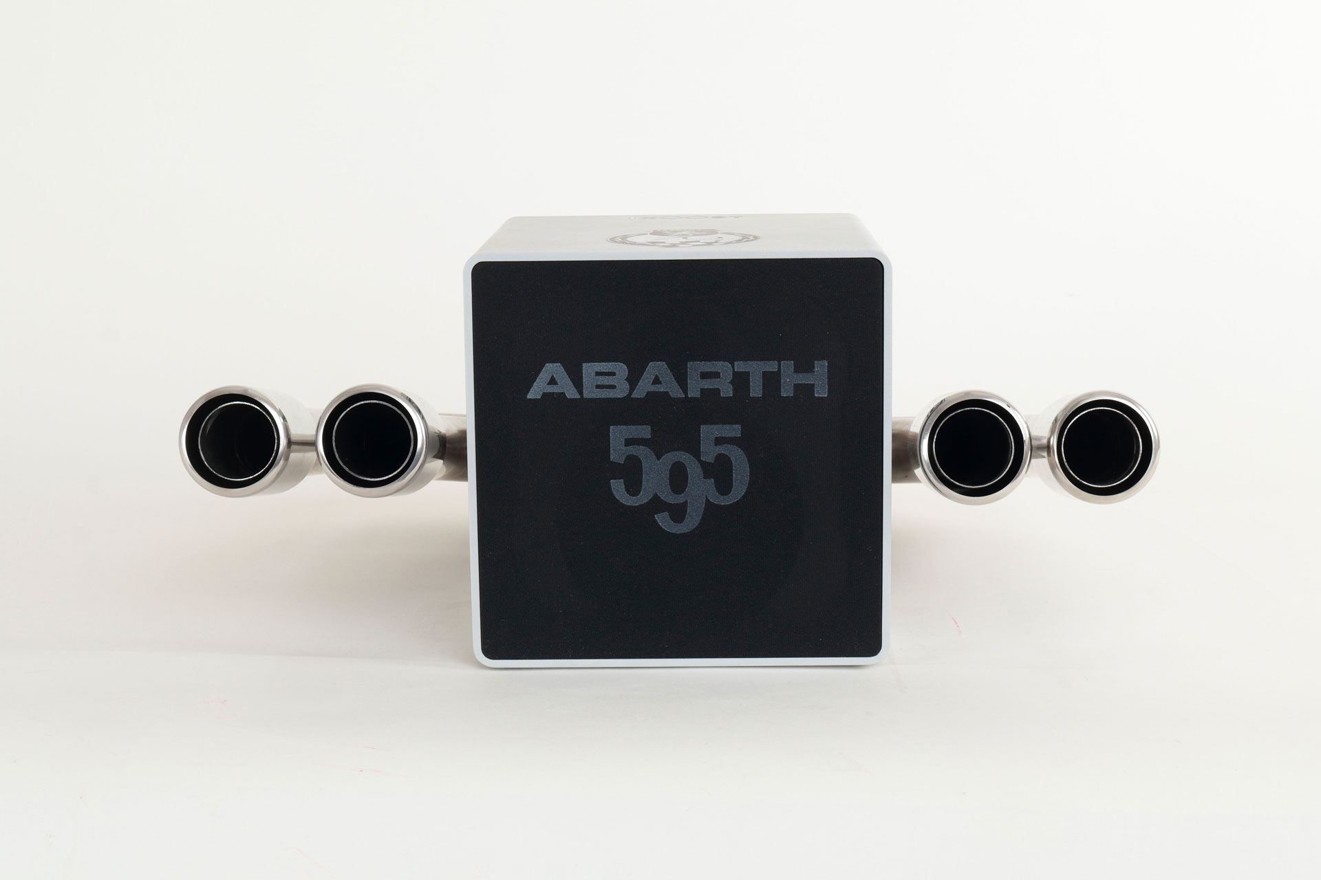 IXOOST KUBO ABARTH 595 - impianto hi-fi con altoparlante Bluetooth